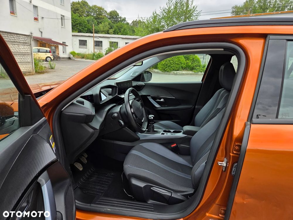 Peugeot 2008 BlueHDi 100 STOP & START Style - 10