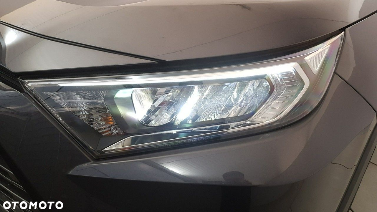 Toyota RAV4 - 9