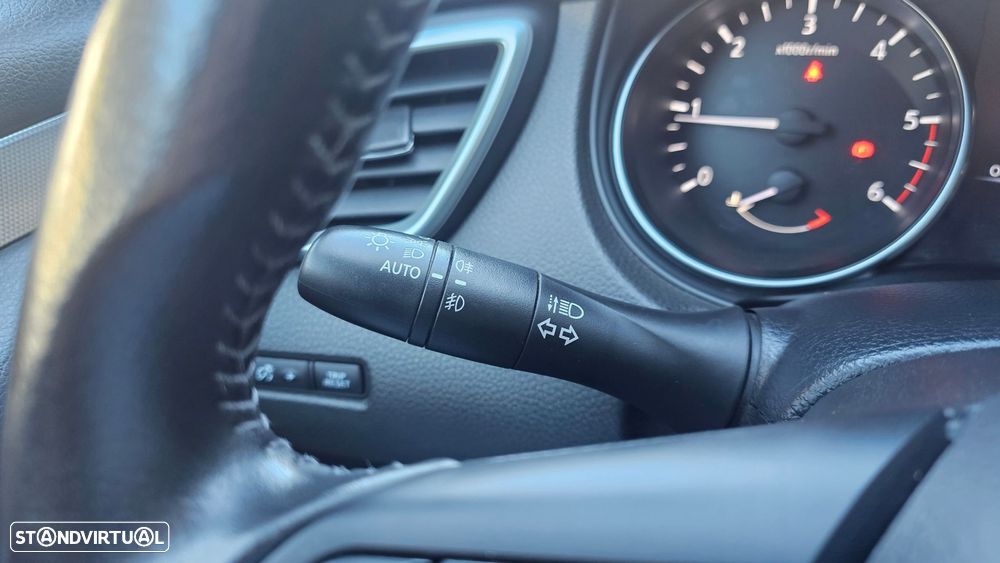 Nissan Qashqai 1.5 dCi N-Connecta 18 RS+PS - 20