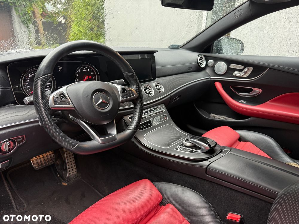 Mercedes-Benz Klasa E 200 Coupe 4-Matic 9G-TRONIC - 4