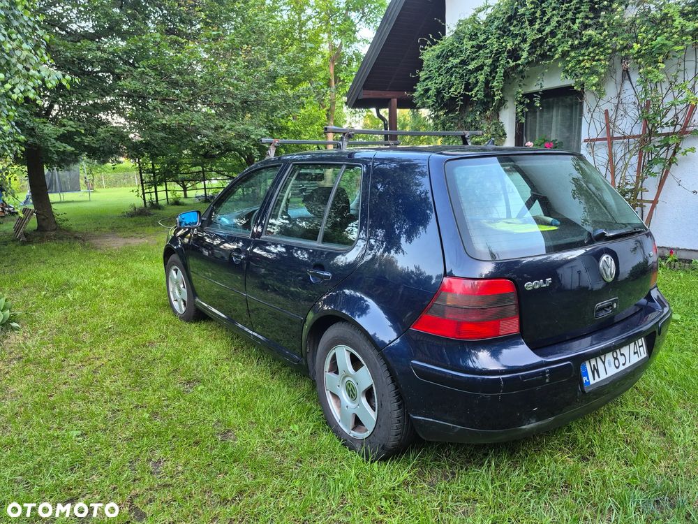 Volkswagen Golf 1.8 GTI - 4