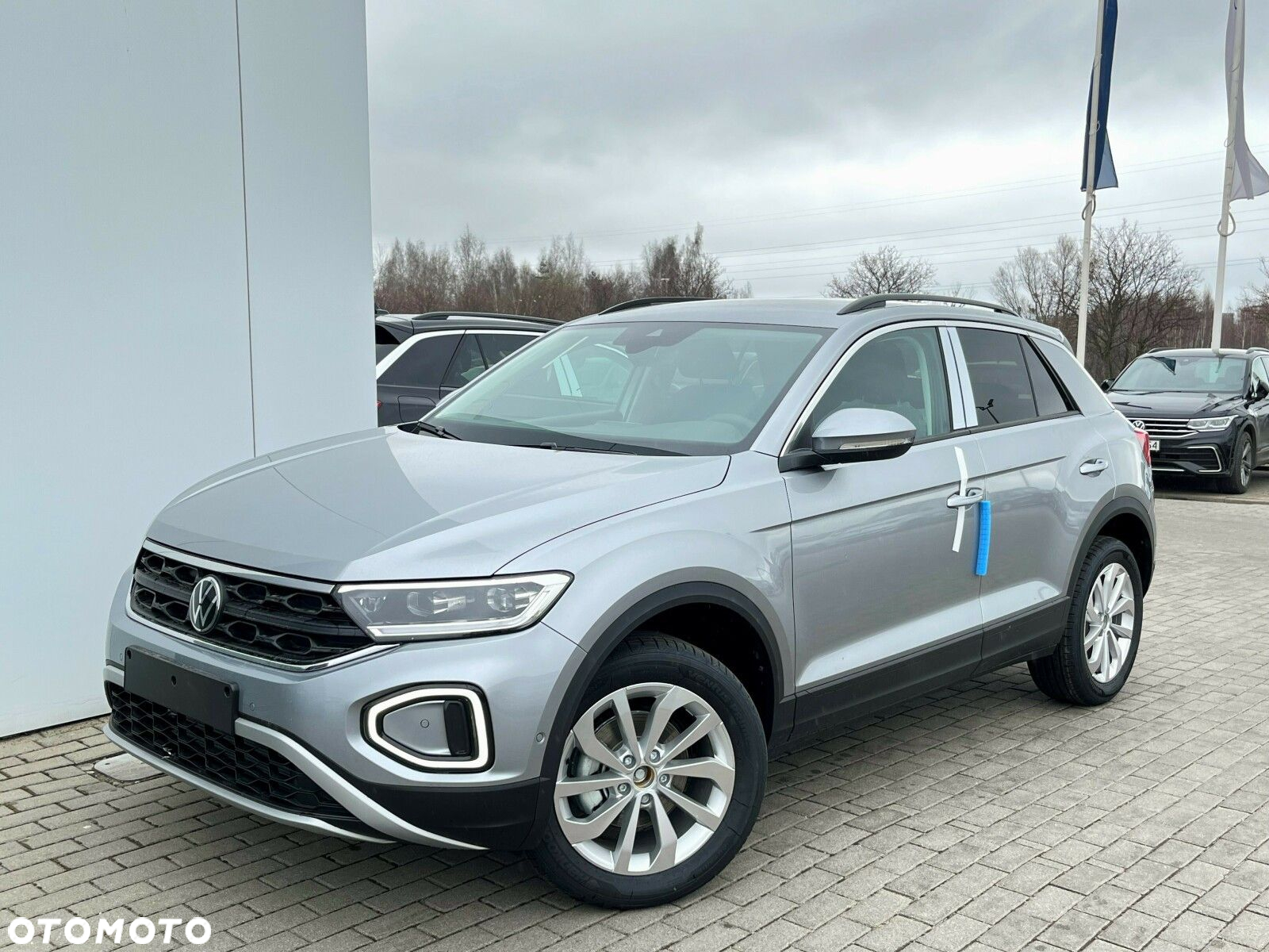Volkswagen T-Roc - 3
