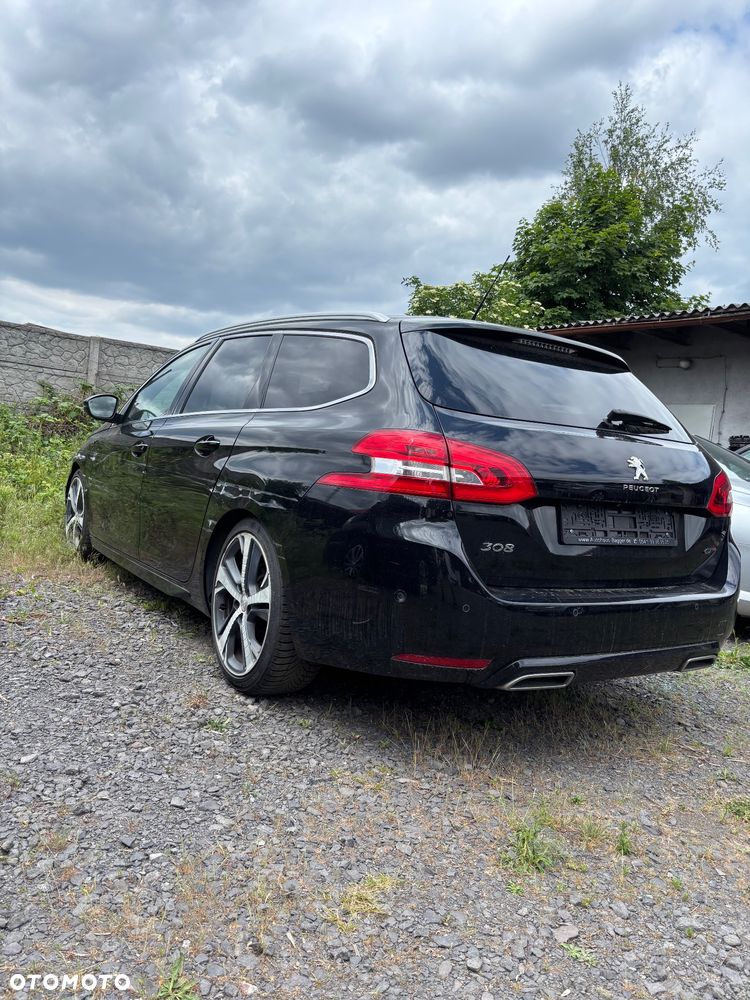 Peugeot 308 - 10