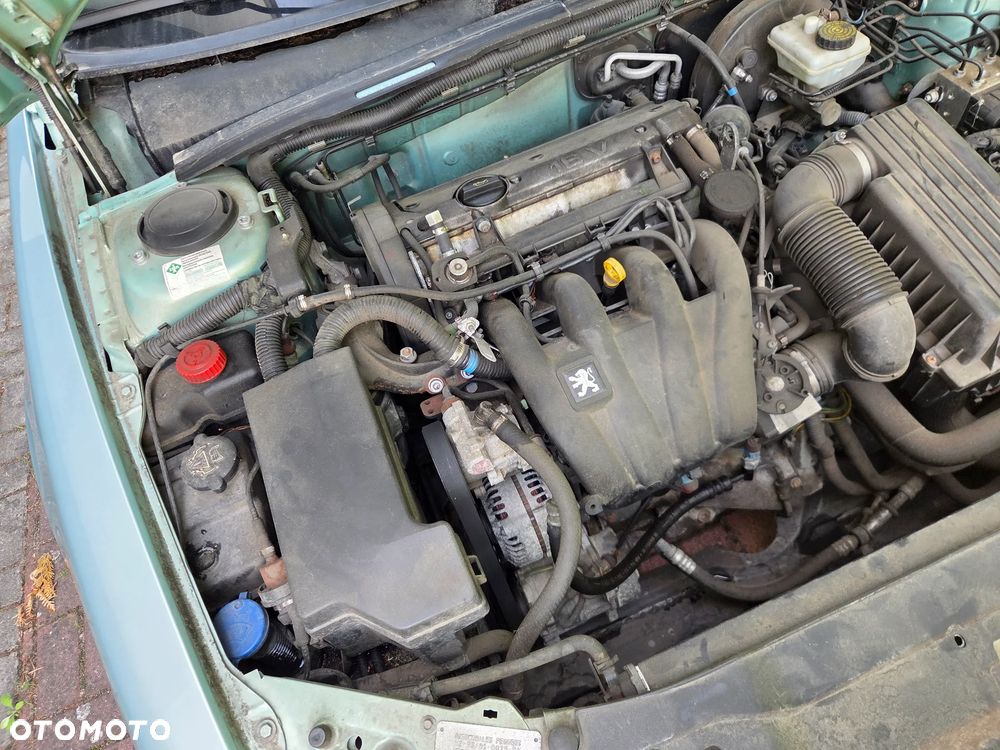 Peugeot 406 - 9