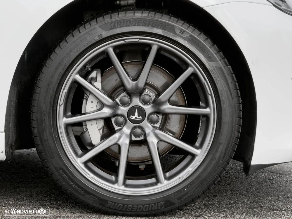 Tesla Model 3 Standard RWD Plus - 5