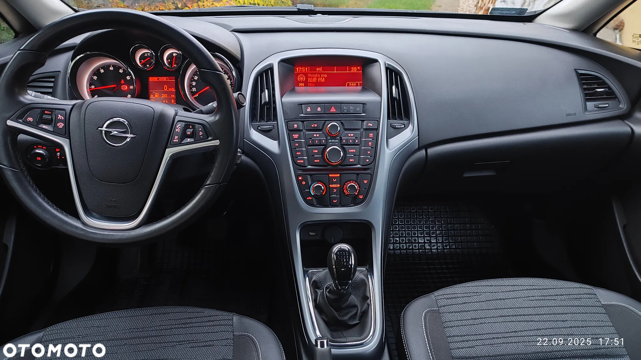 Opel Astra IV 1.4 T Active EU6 - 23