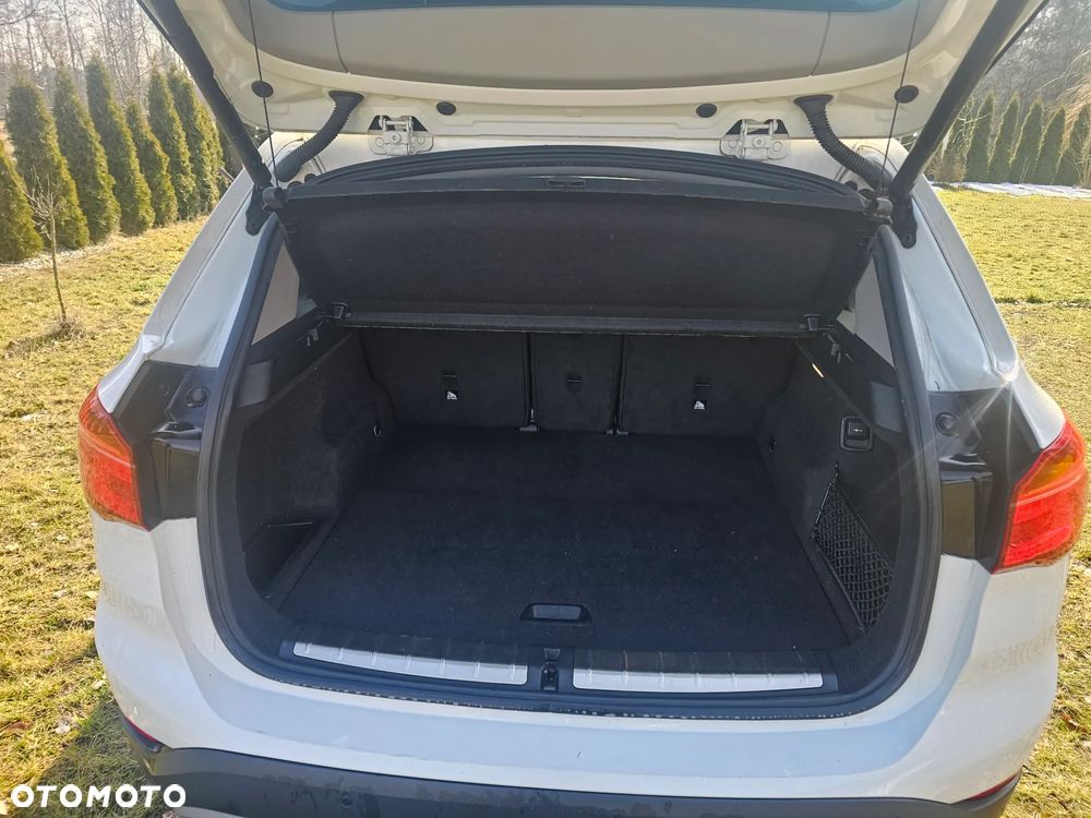 BMW X1 xDrive18d Sport Line - 10