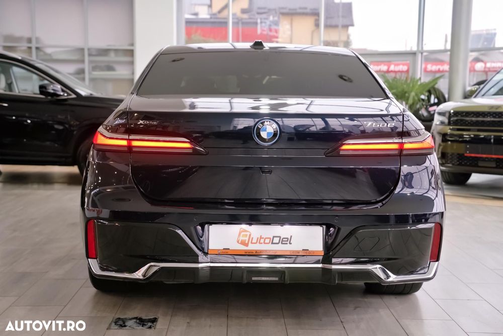 BMW Seria 7 750e xDrive - 7