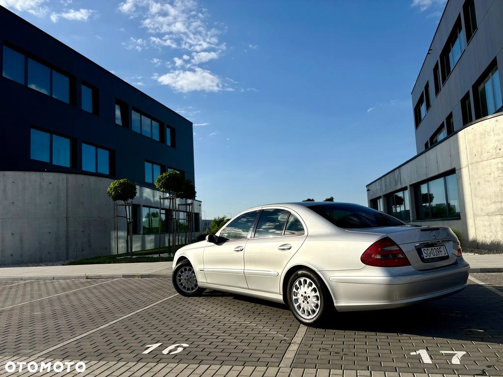 Mercedes-Benz Klasa E 200 CDI Classic DPF - 20
