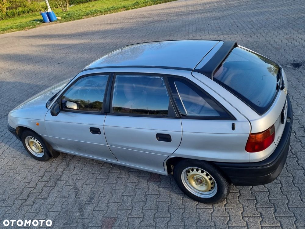 Opel Astra - 21