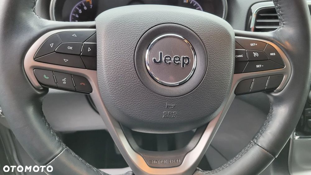 Jeep Grand Cherokee - 9
