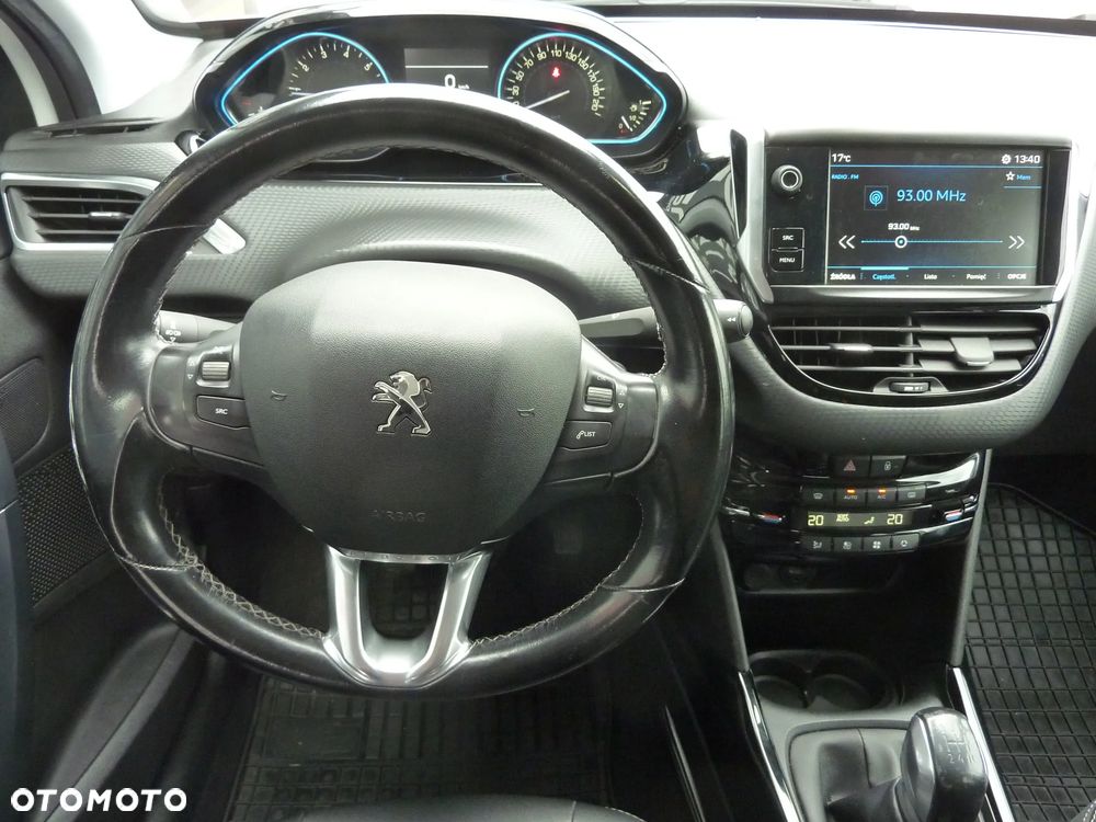 Peugeot 2008 PureTech 82 Allure - 24