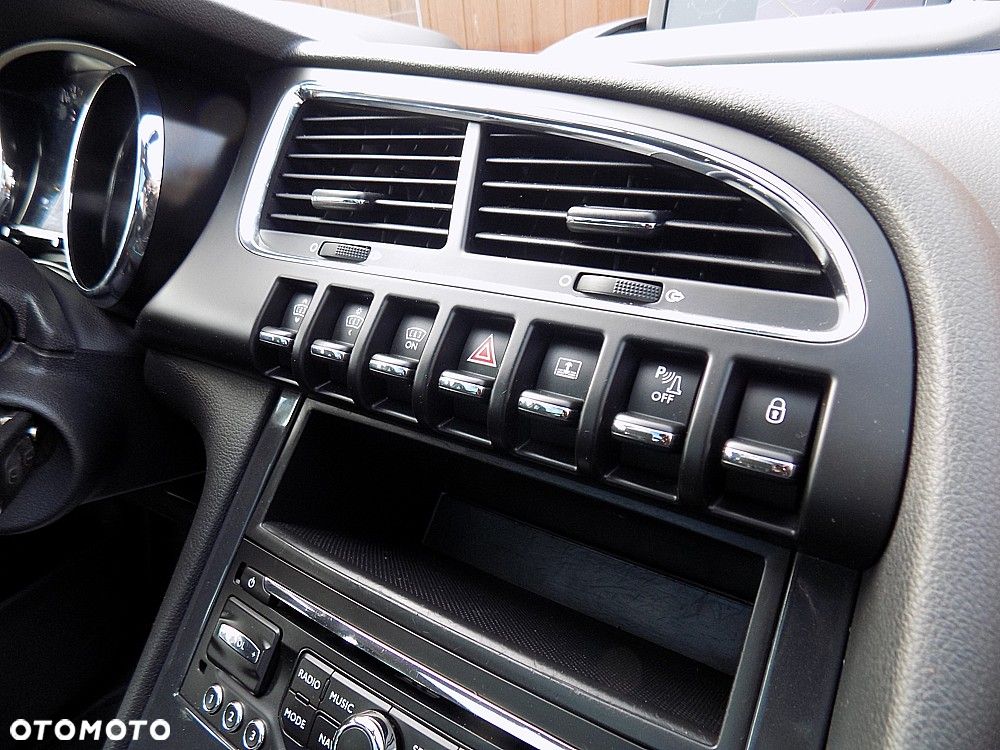 Peugeot 3008 PureTech 130 Stop & Start GPF Allure - 19