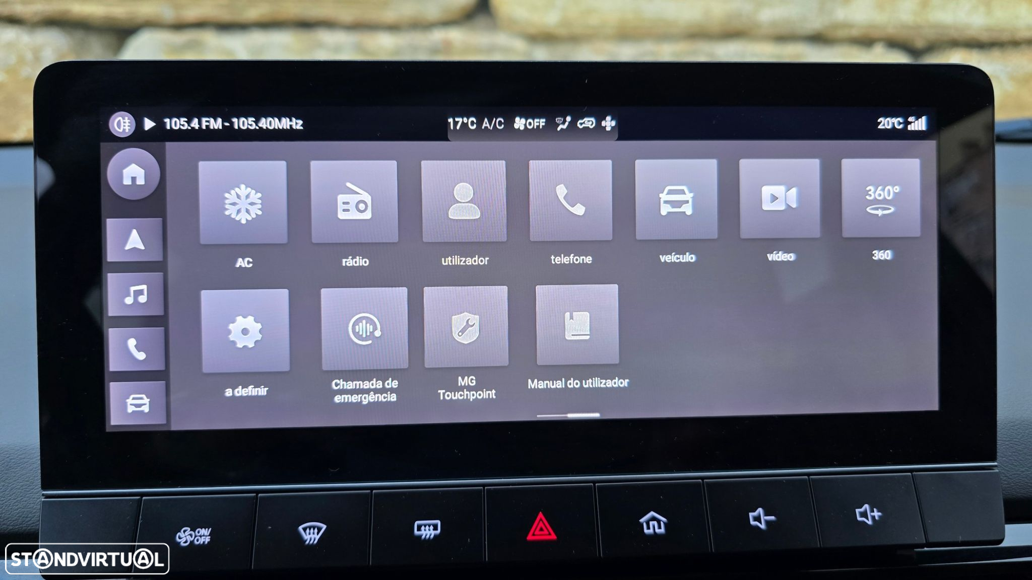 MG MG4 64 kWh Luxury - 40