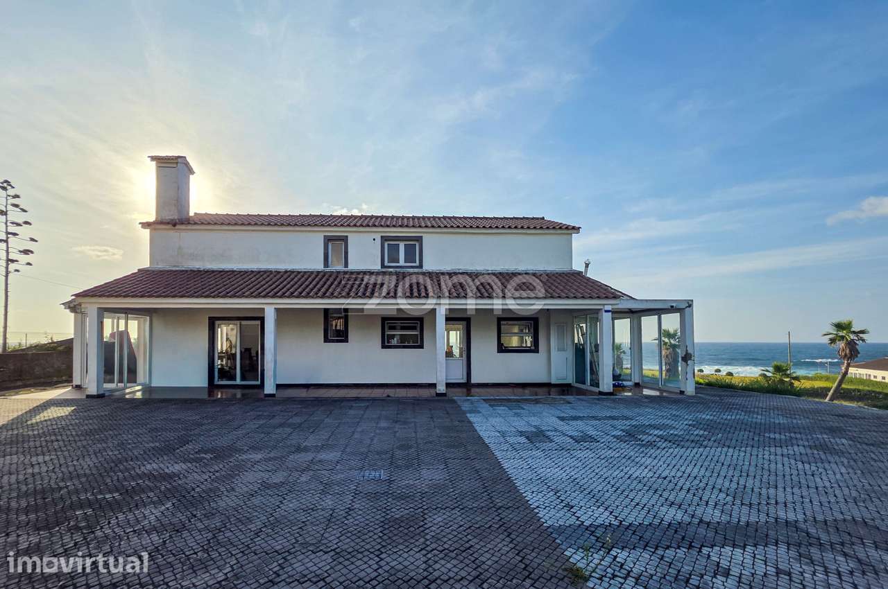 Moradia T3 + Casa de Apoio T2, com Vista Mar e Piscina nos Mosteiros - Grande imagem: 5/37