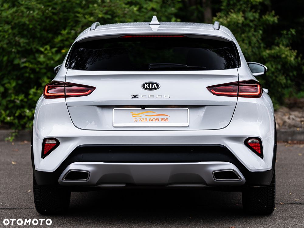 Kia XCeed 1.5 T-GDI Business Line DCT - 18