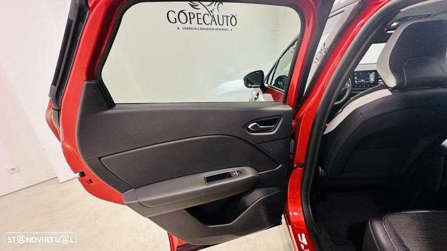 Renault Captur 1.3 TCe Exclusive EDC - 29