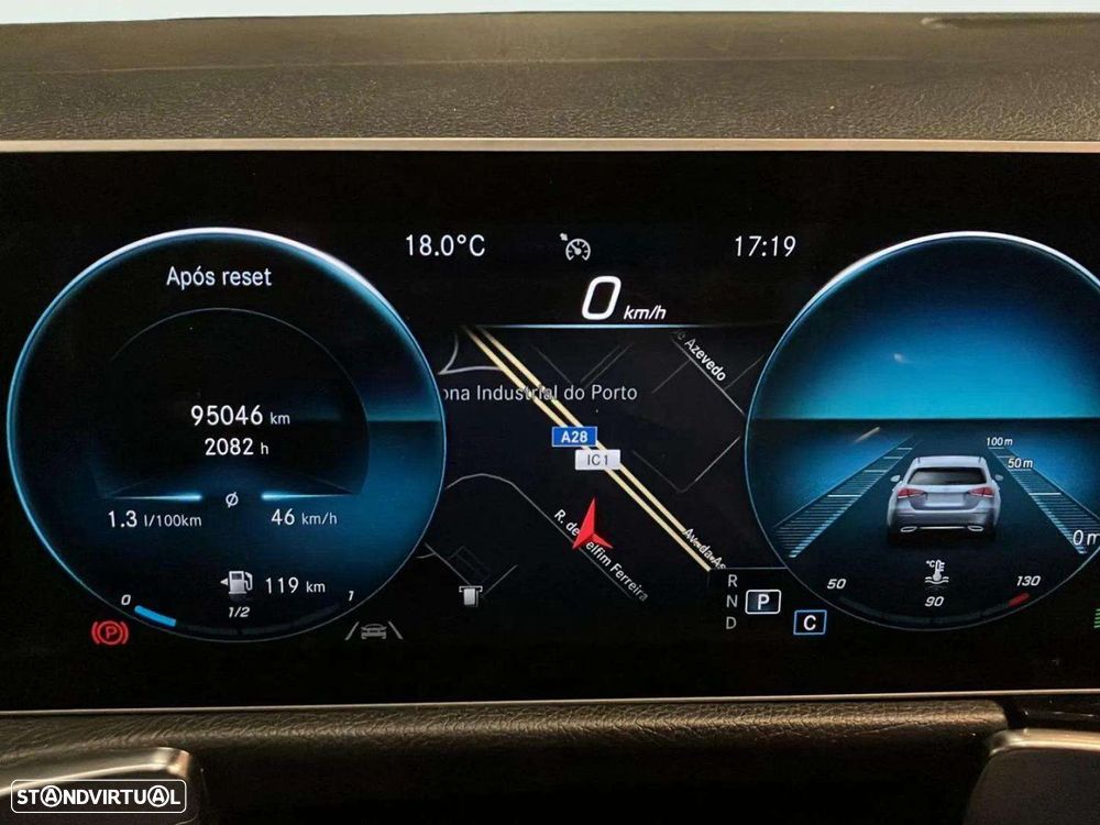 Mercedes-Benz GLB 200 d AMG Line - 12