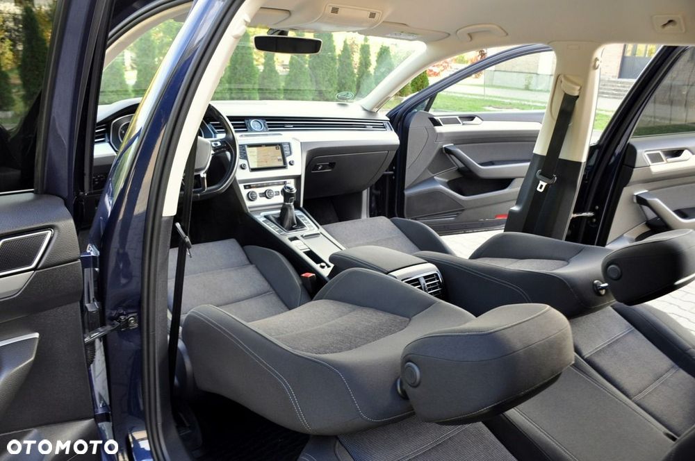 Volkswagen Passat Variant - 29