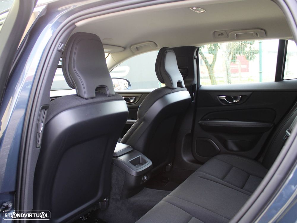 Volvo V60 2.0 D3 - 39