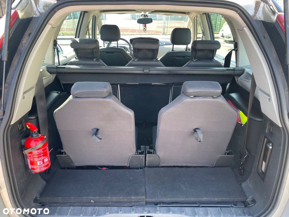 Citroën C4 Grand Picasso - 14