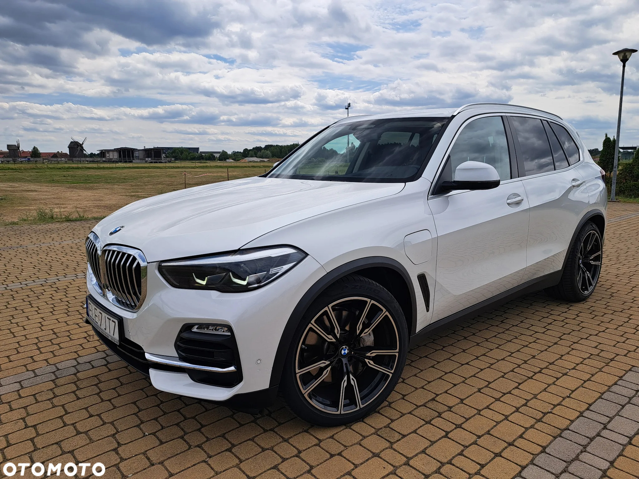 BMW X5 xDrive45e - 3