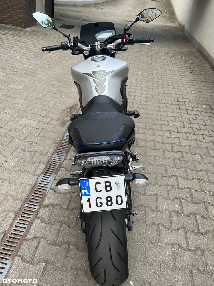 Yamaha MT - 7