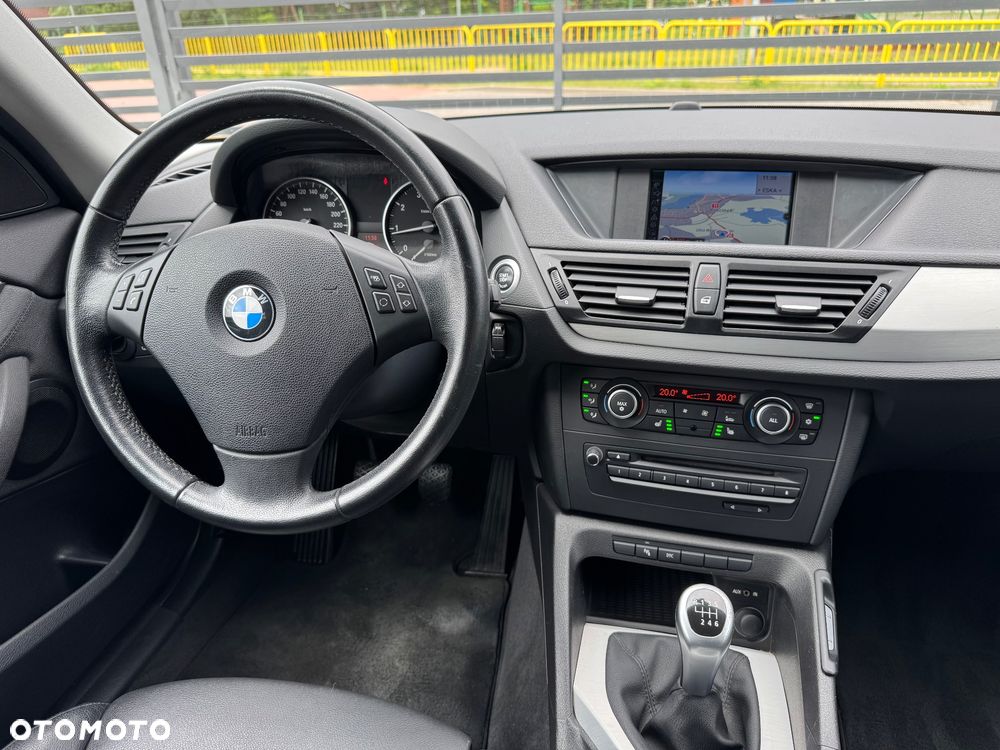 BMW X1 - 10