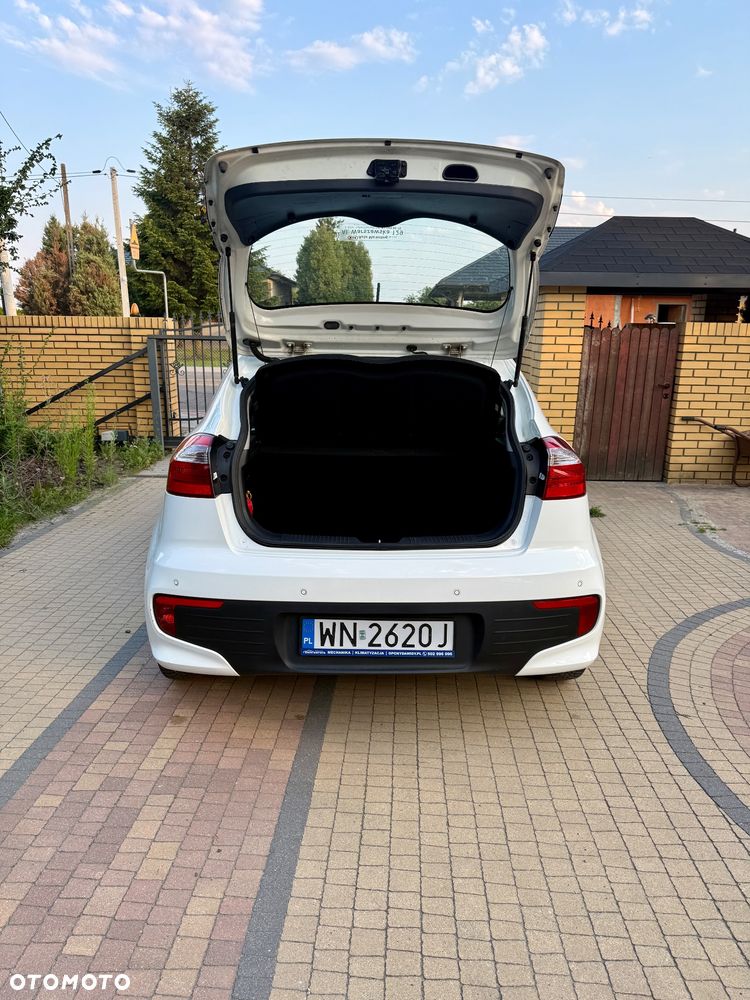 Kia Rio 1.1 crdi L - 11