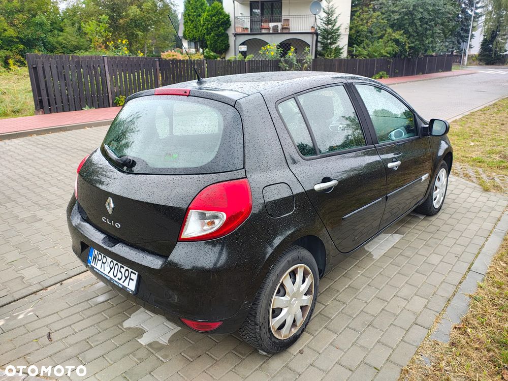 Renault Clio - 5