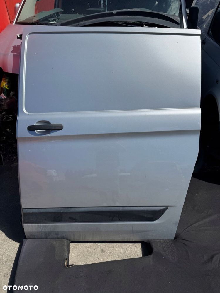 Transit Custom 2,0 TDCI 18-22r drzwi boczne lewe - 1