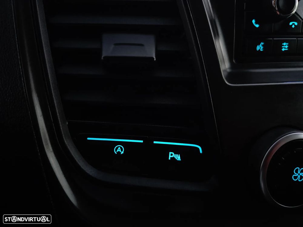 Ford TRANSIT CUSTOM 2.0 TDCI 130CV LEDS AC IMPECAVEL ACEITO RETOMA - 21