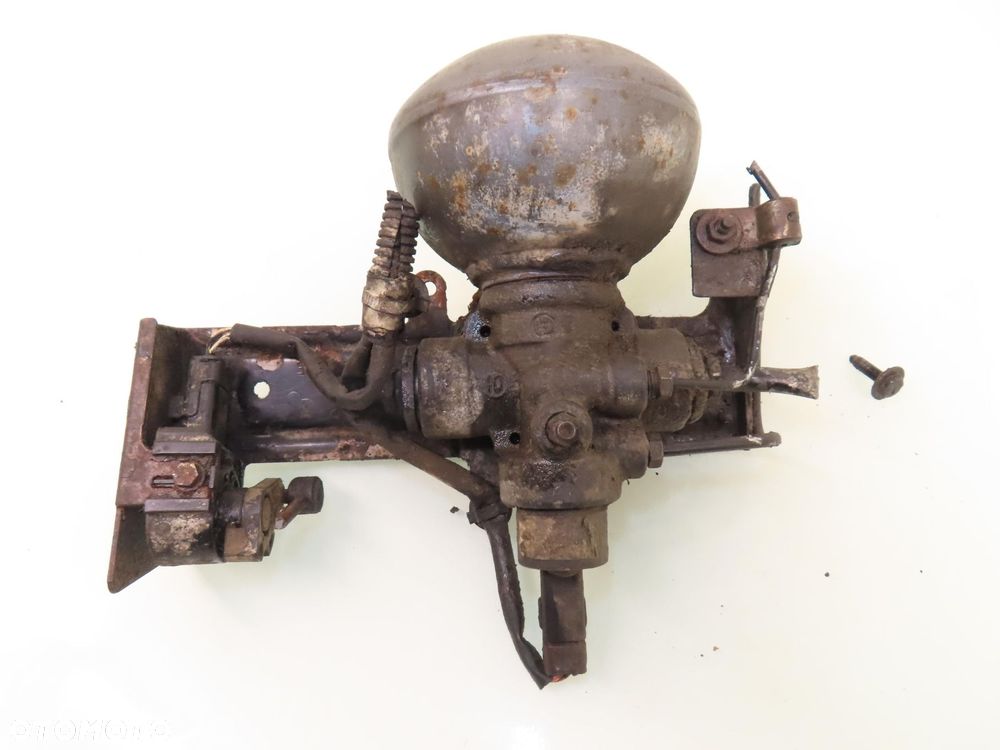 GRUSZKA ZAWIESZENIA TYŁ REGULATOR  CITROEN C5 I 96399219E - 2