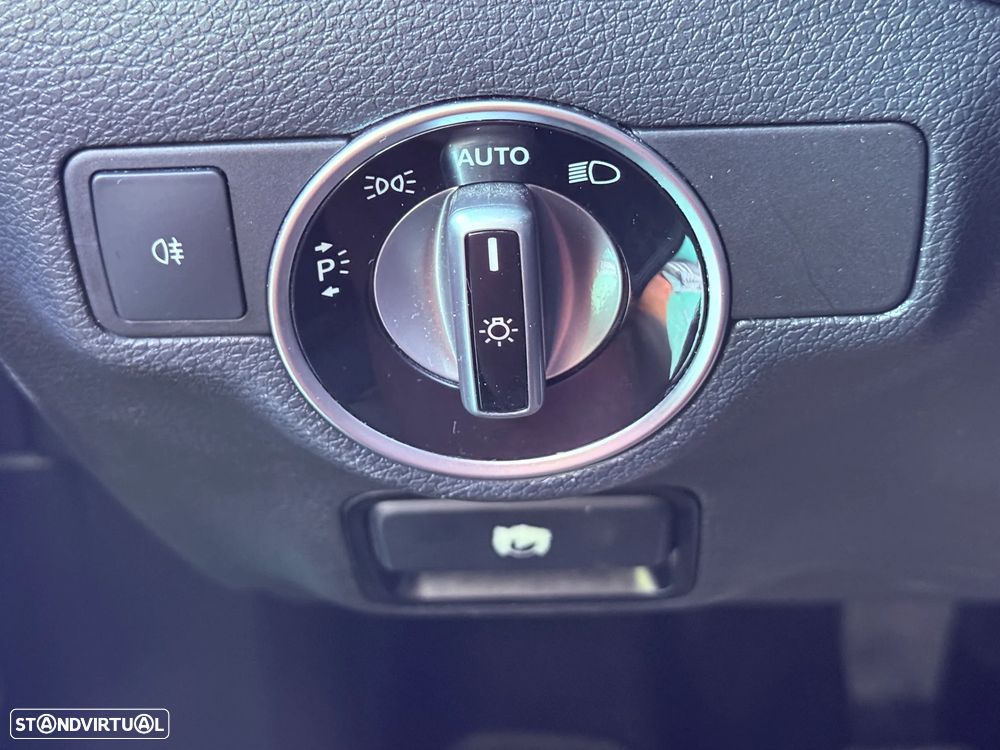 Mercedes-Benz A 180 CDI BE Edition Urban - 27