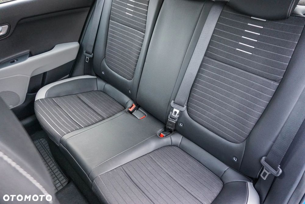 Kia Stonic 1.2 L - 30