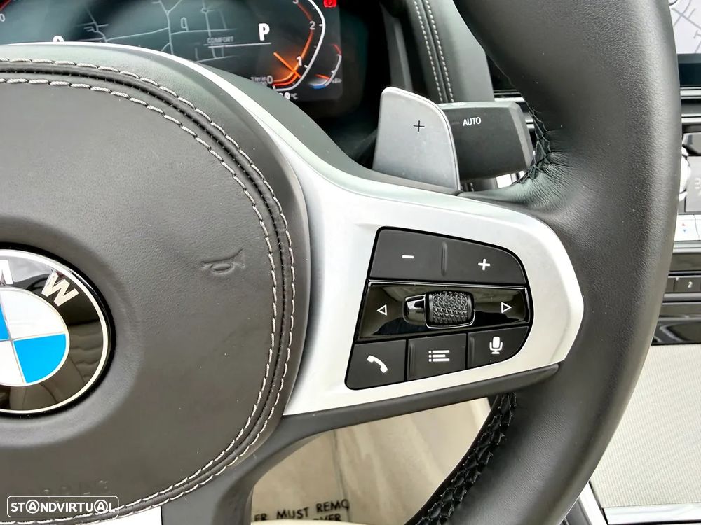 BMW 840 d xDrive Pack M - 17