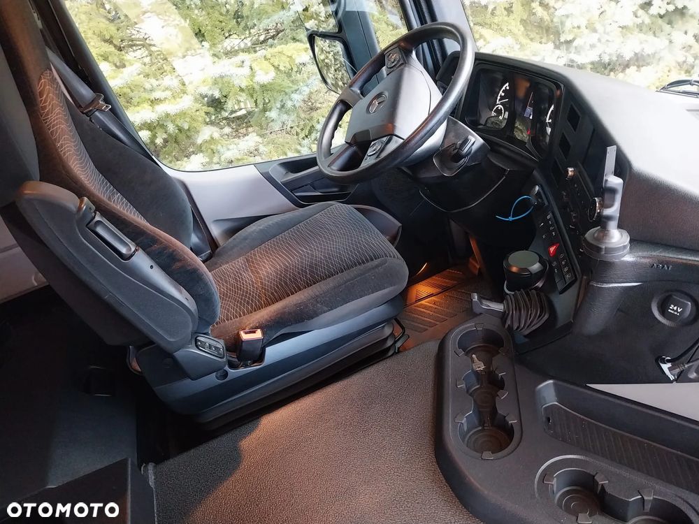 Mercedes-Benz 2640 z Palfinger PK 18001 - 2