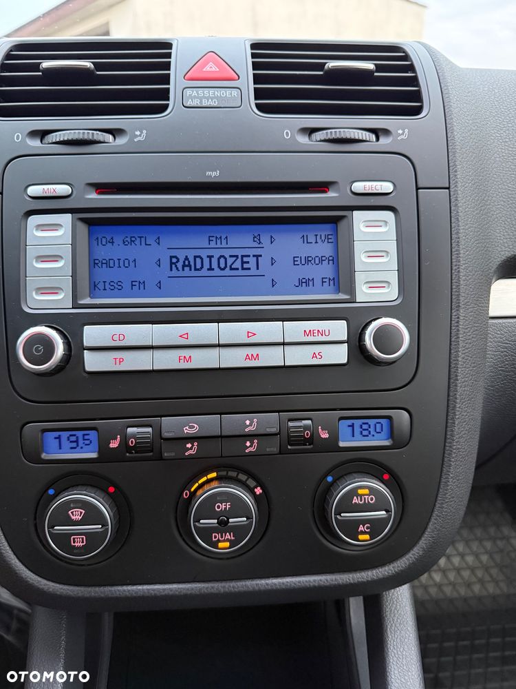 Volkswagen Golf 2.0 GTI DSG - 32