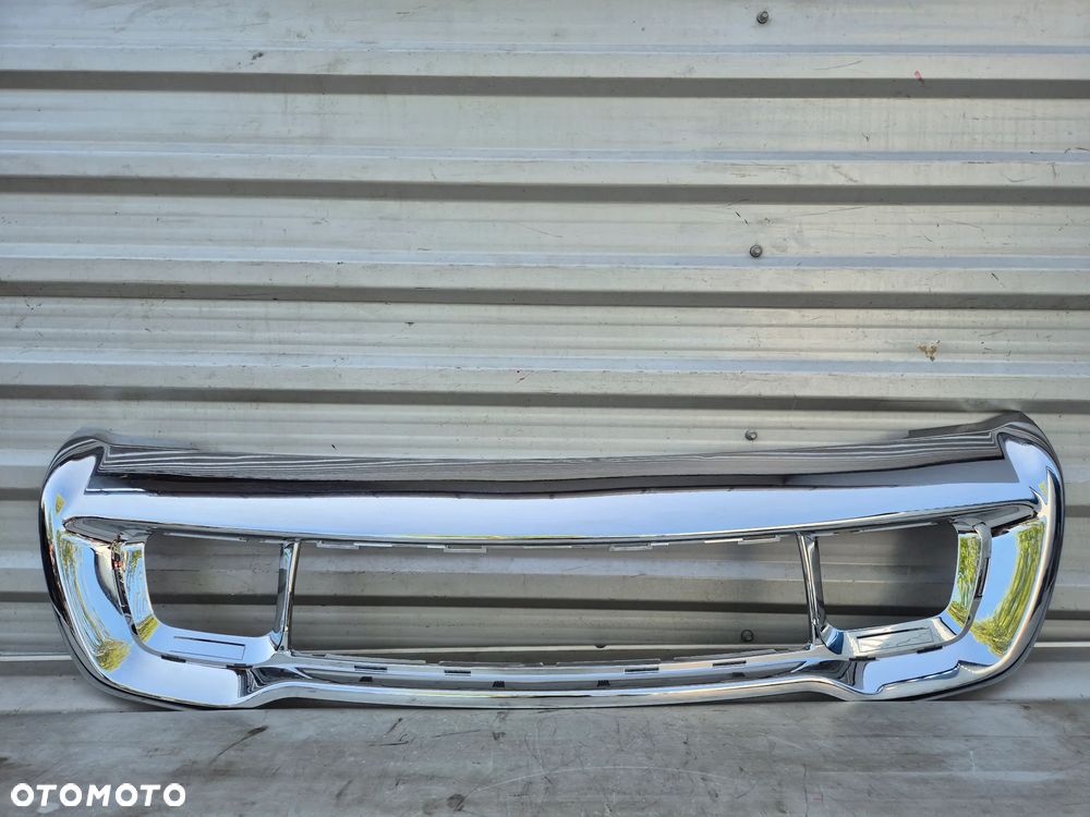 Atrapa zderzaka Jeep Grand Cherokee WK2 Lift 5YD18TRMAA - 1