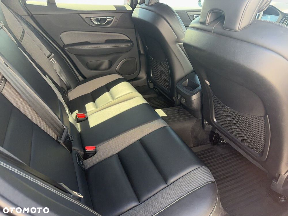 Volvo V60 - 19