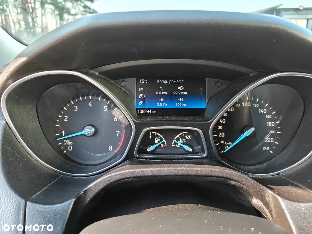 Ford Focus 1.0 EcoBoost Titanium - 11
