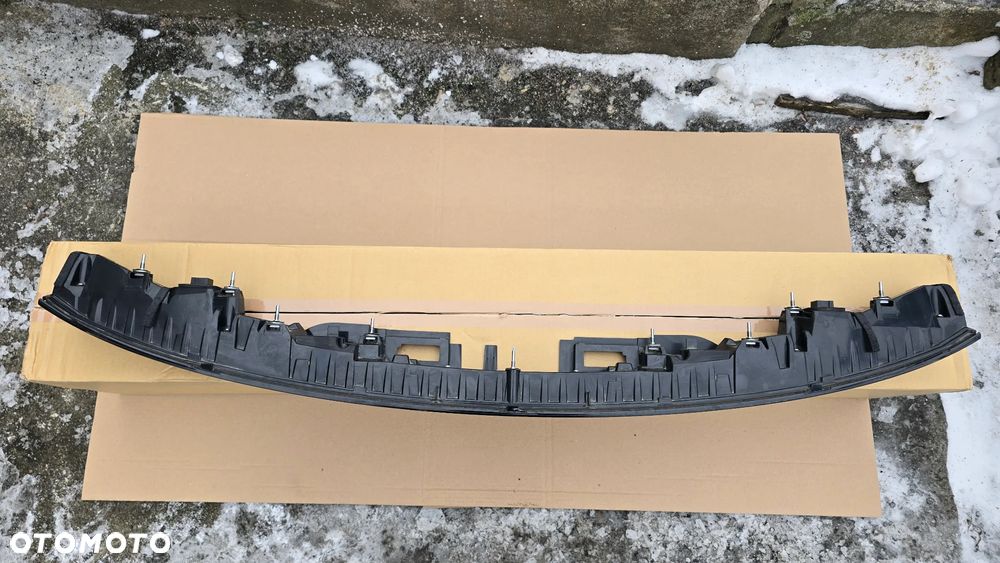 Nissan Ariya 22- Lampa Tylna w Klapę Oryginał - 3