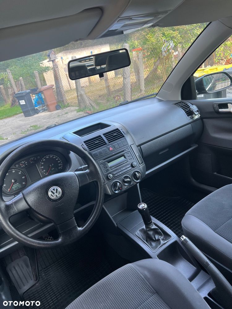 Volkswagen Polo 1.4 Comfortline - 4