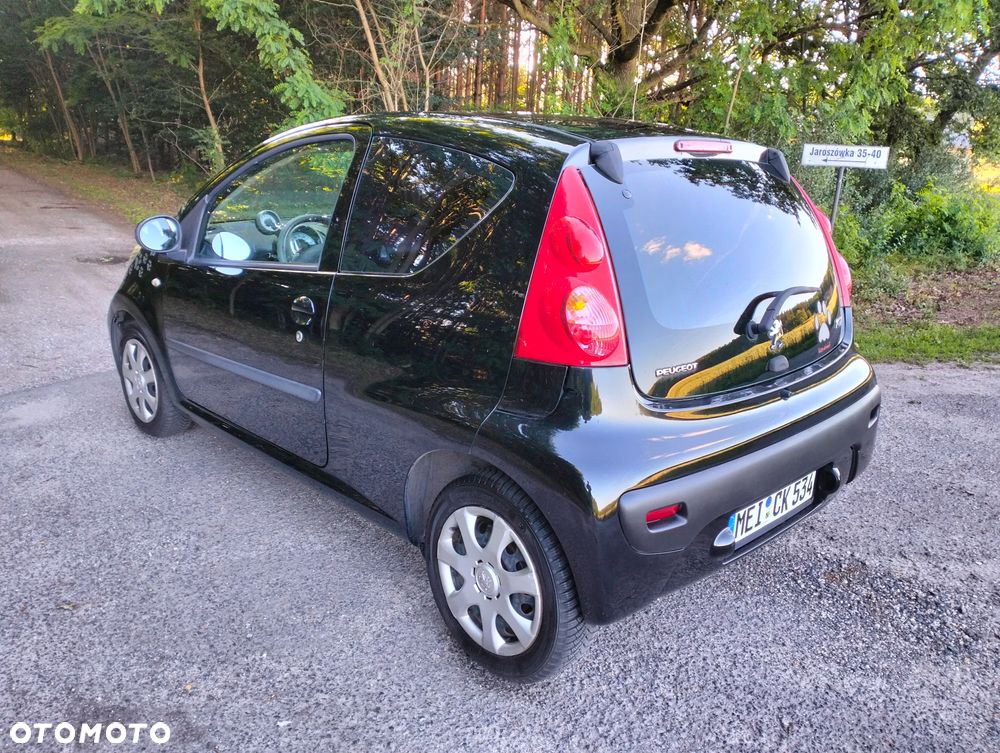Peugeot 107 70 Petit Filou - 23