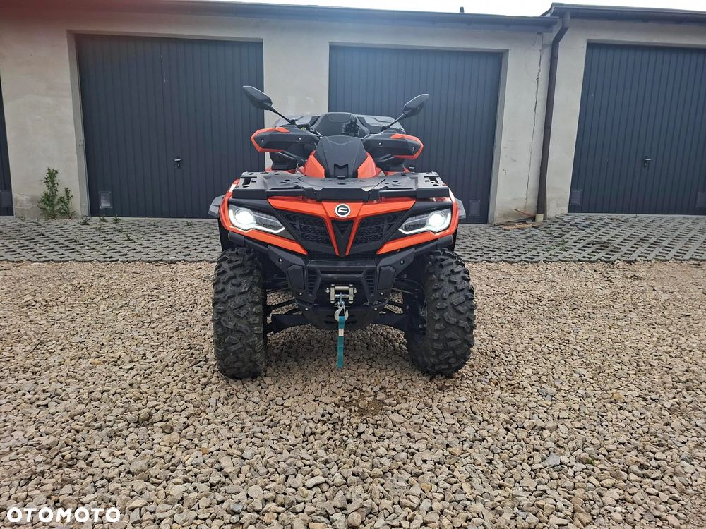 CFMoto CForce - 8
