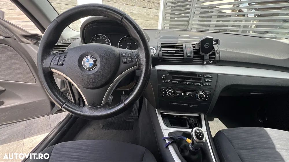 BMW Seria 1 118d - 6
