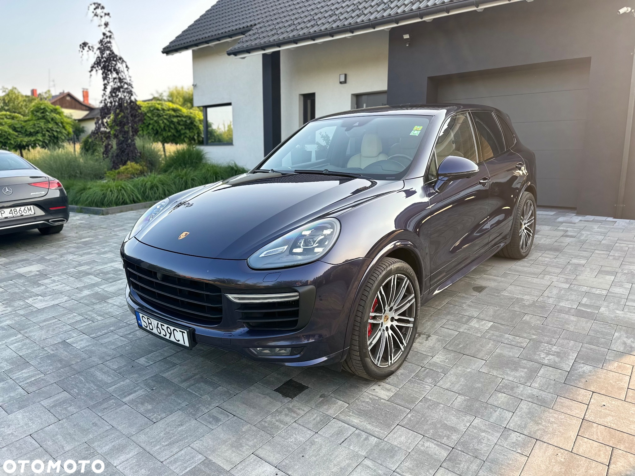 Porsche Cayenne Turbo - 3