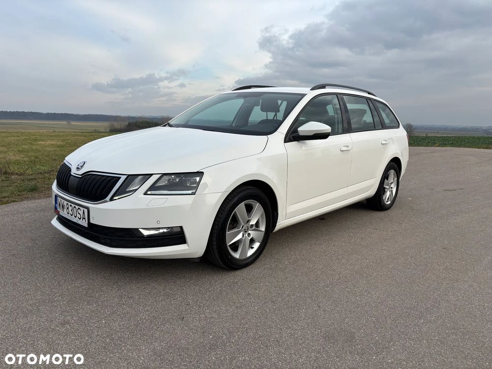 Skoda Octavia 1.6 TDI SCR Ambition - 2