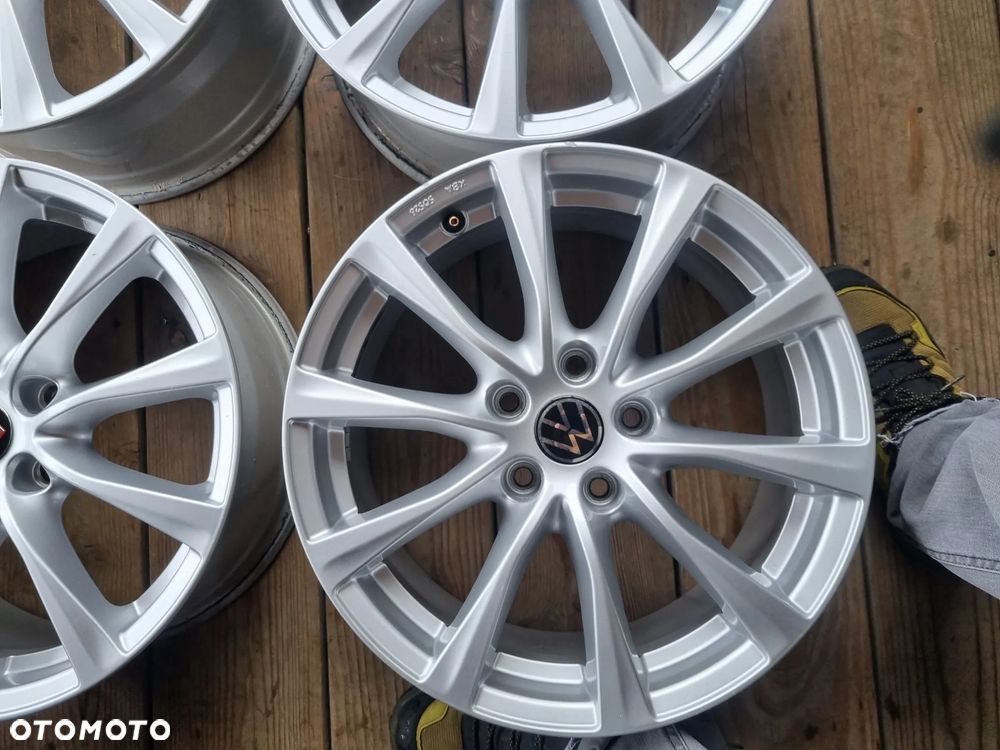 Skoda KAROQ,OCTAVIA,VW GOLF,AUDI TT,SEAT LEON 7,5X17 ET48 5X112 bdb stan - 8