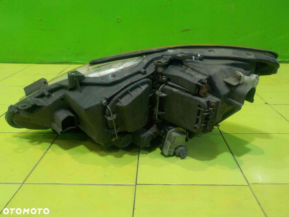 LEXUS IS II 07r lampa prawa przod 52115-53020 - 7